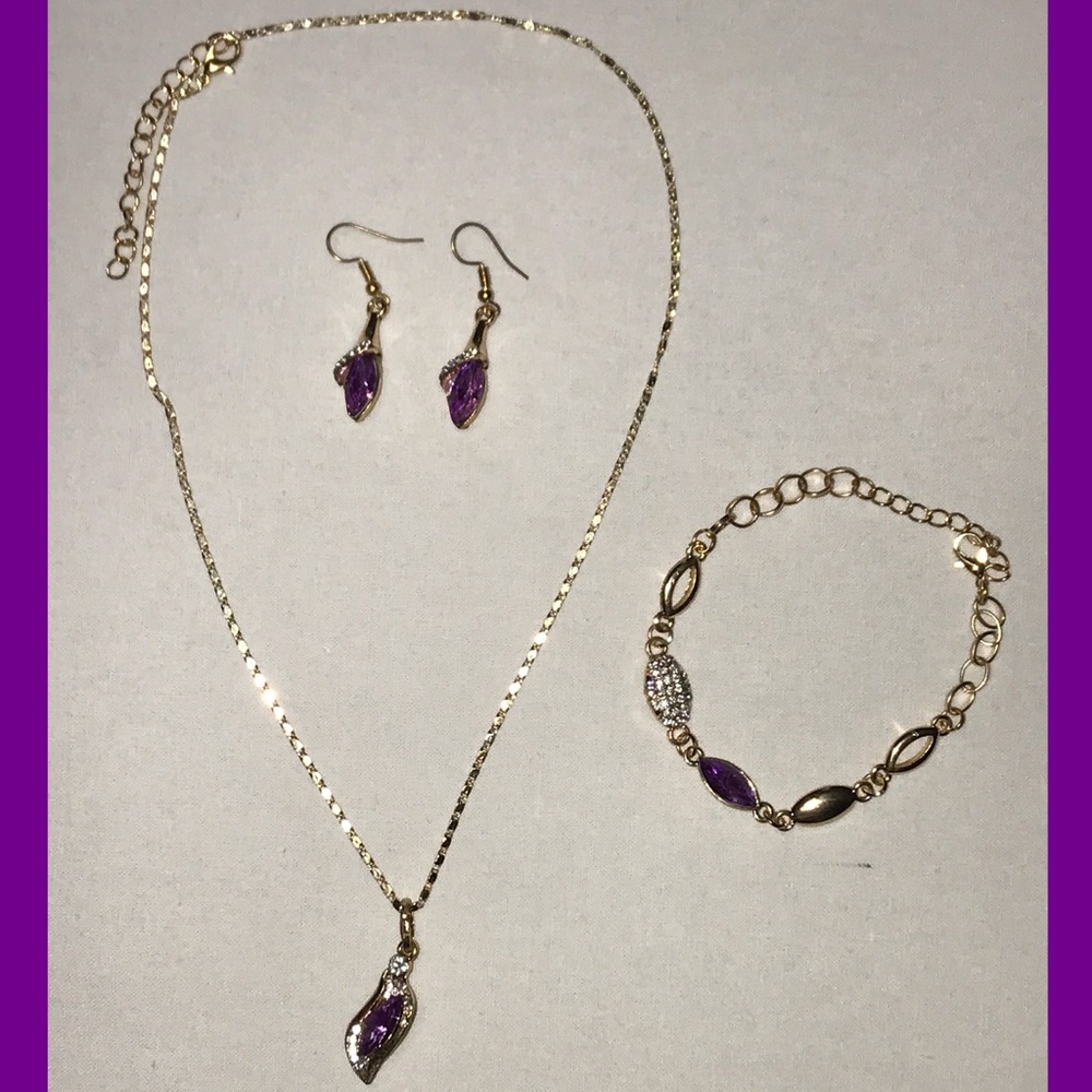NEW Faux Gold Jewelry Set